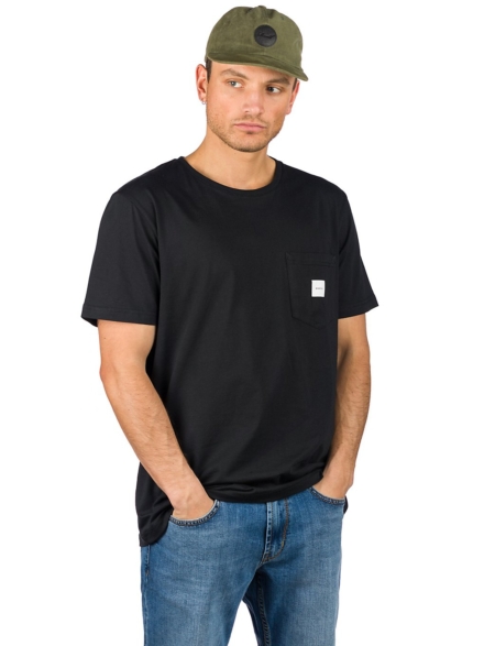 Makia Square Pocket T-Shirt zwart