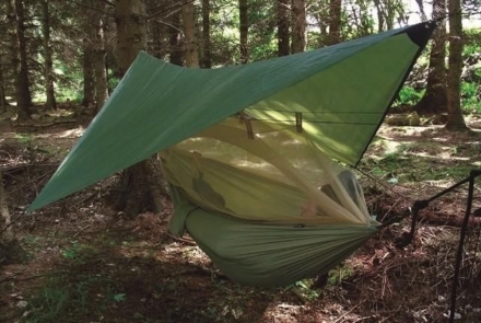 Highlander Crusader trekking hangmat met tarp en mosquitonet olive groen