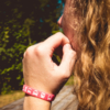 Ik ga op avontuur Travel bracelet (small) reisbandje icons roze