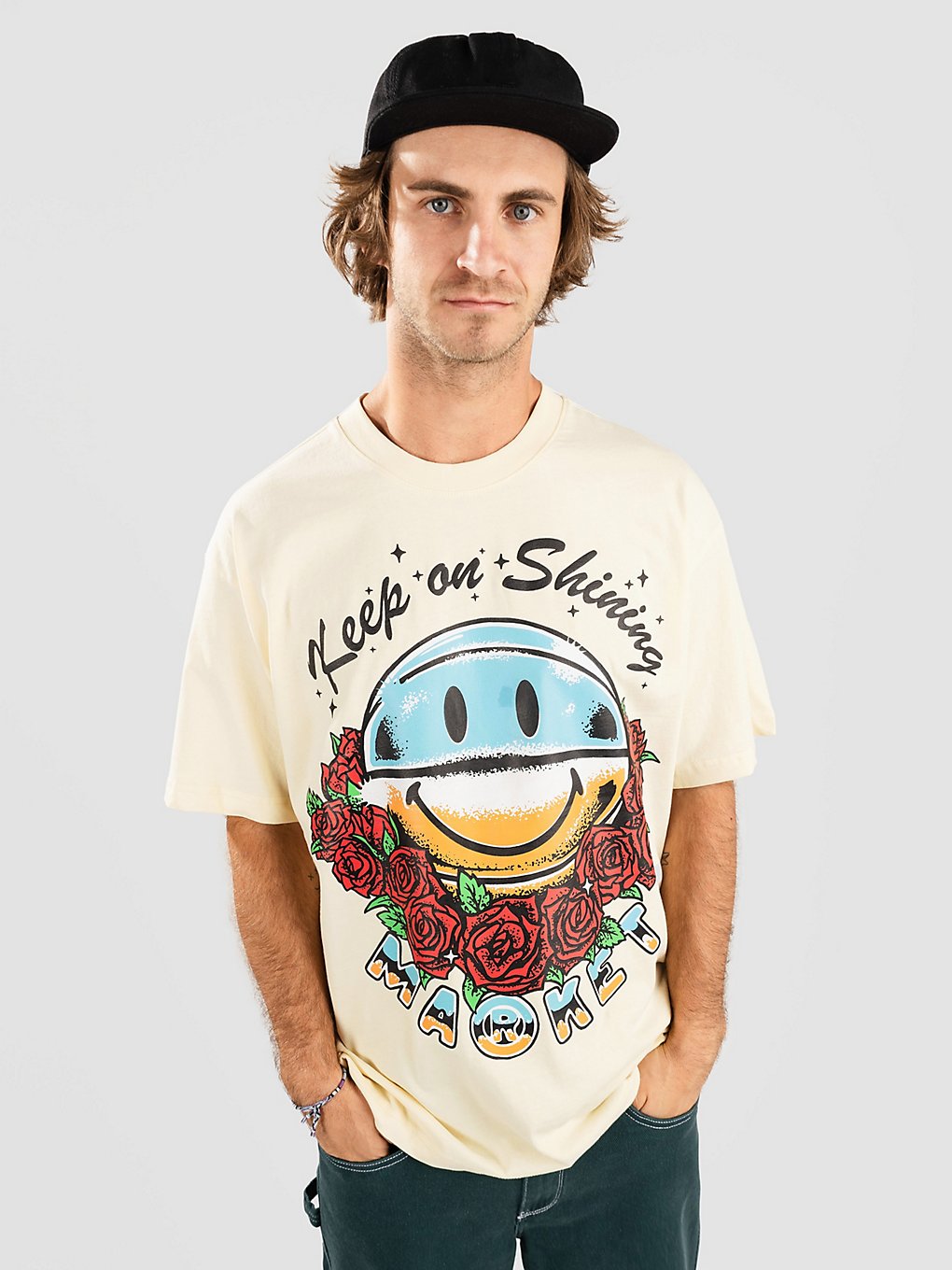 Market Smiley Keep On Shining T-Shirt