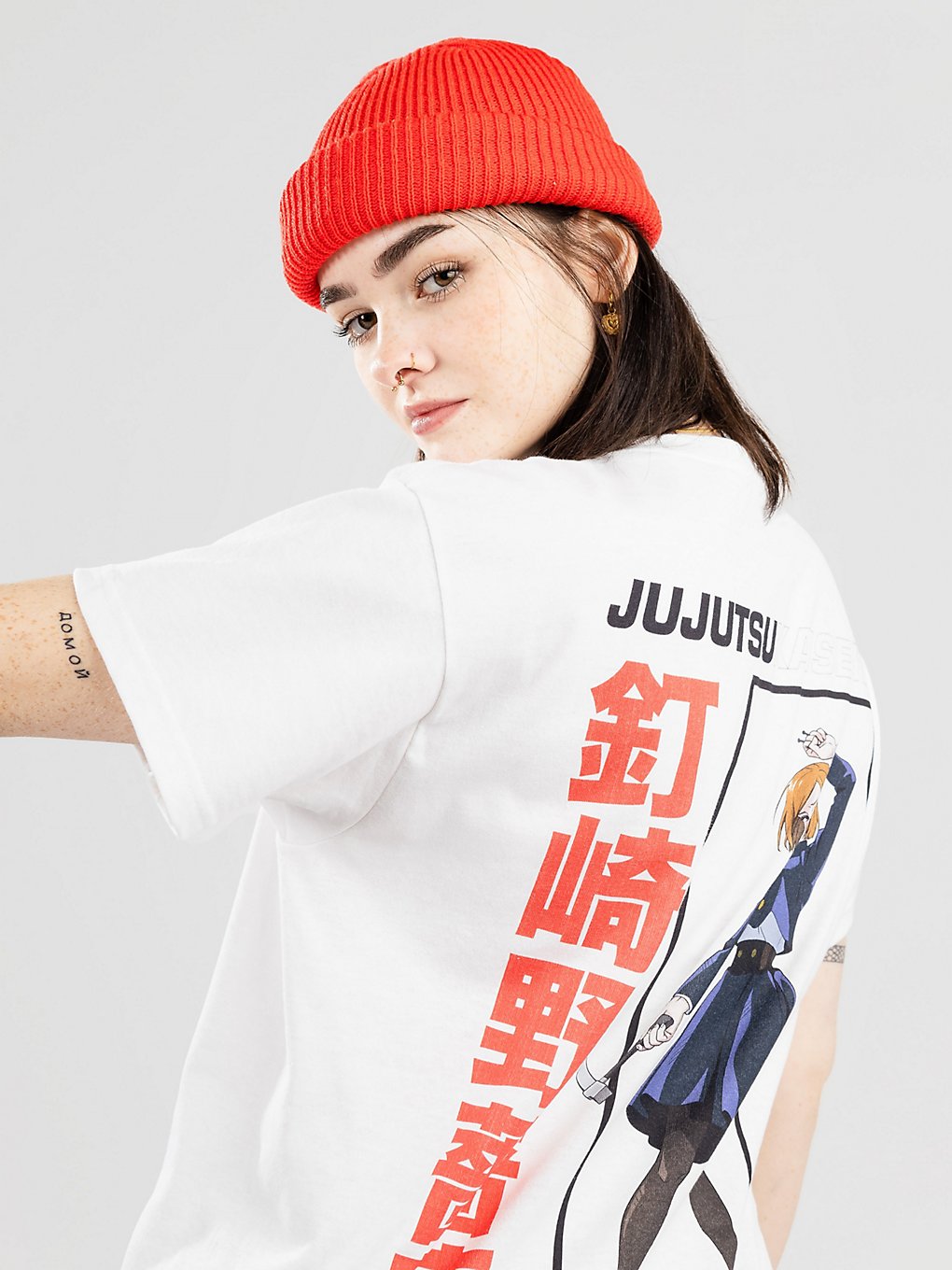 Episode X Jujutsu Kaisen Nobara Hammer T-Shirt wit
