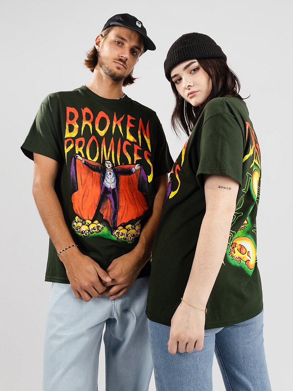 Broken Promises Dracula Love Sucks T-Shirt groen