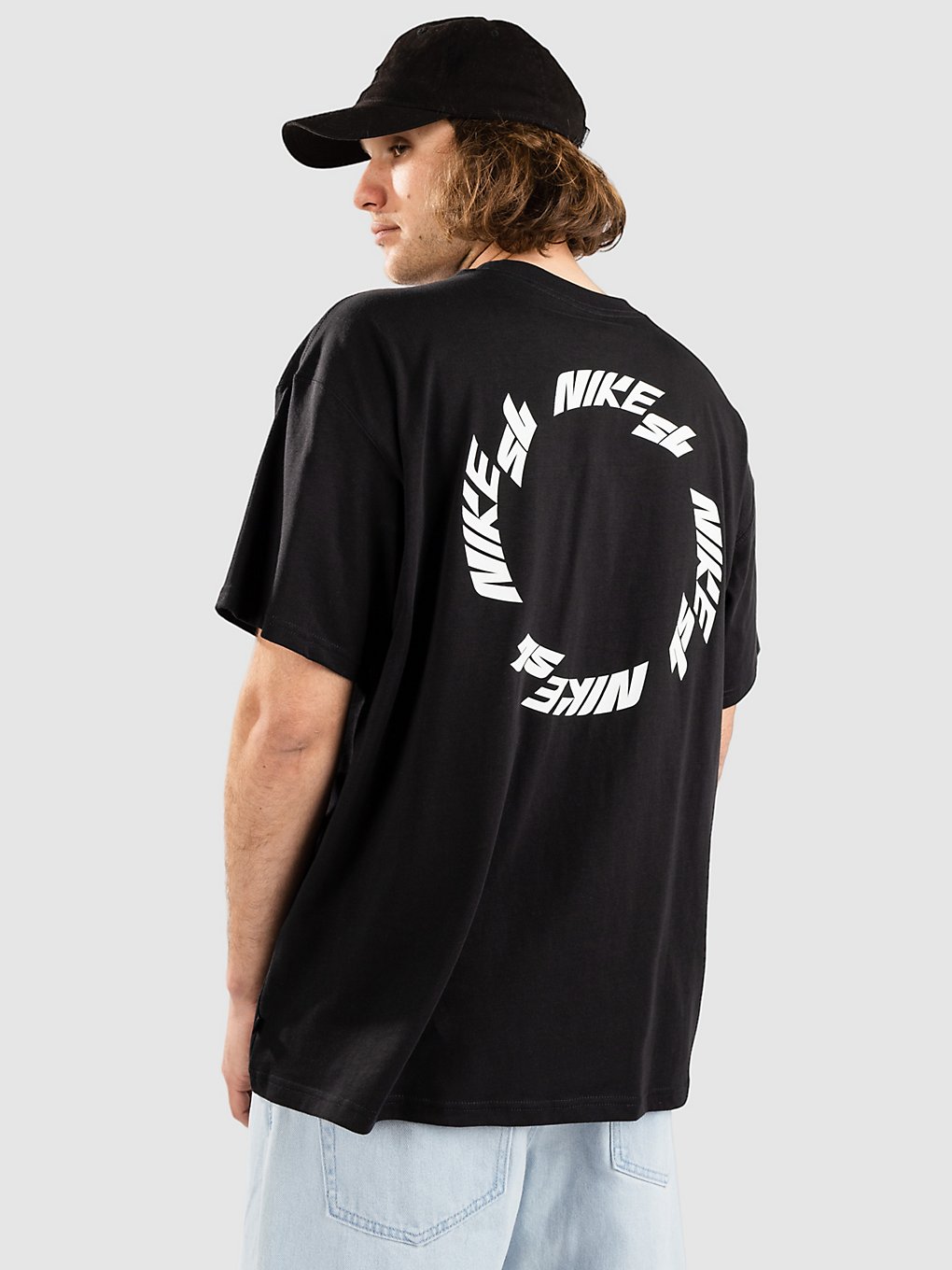 Nike SB Wheel T-Shirt zwart