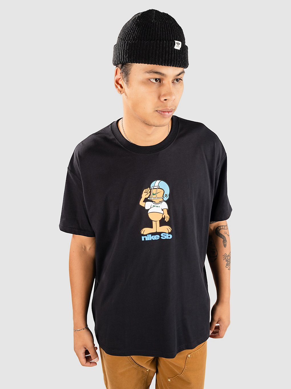 Nike Sb Salute T-Shirt zwart