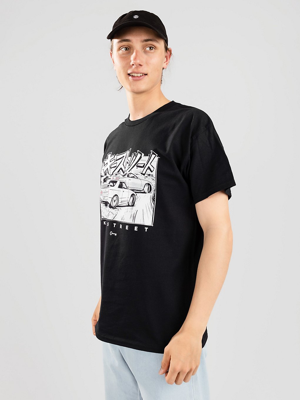 Key Street Versus T-Shirt zwart