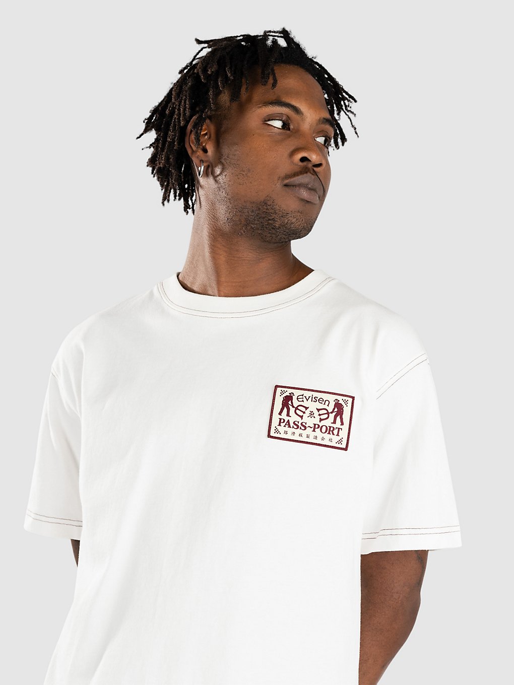 Pass Port Logo Lock Up T-Shirt wit