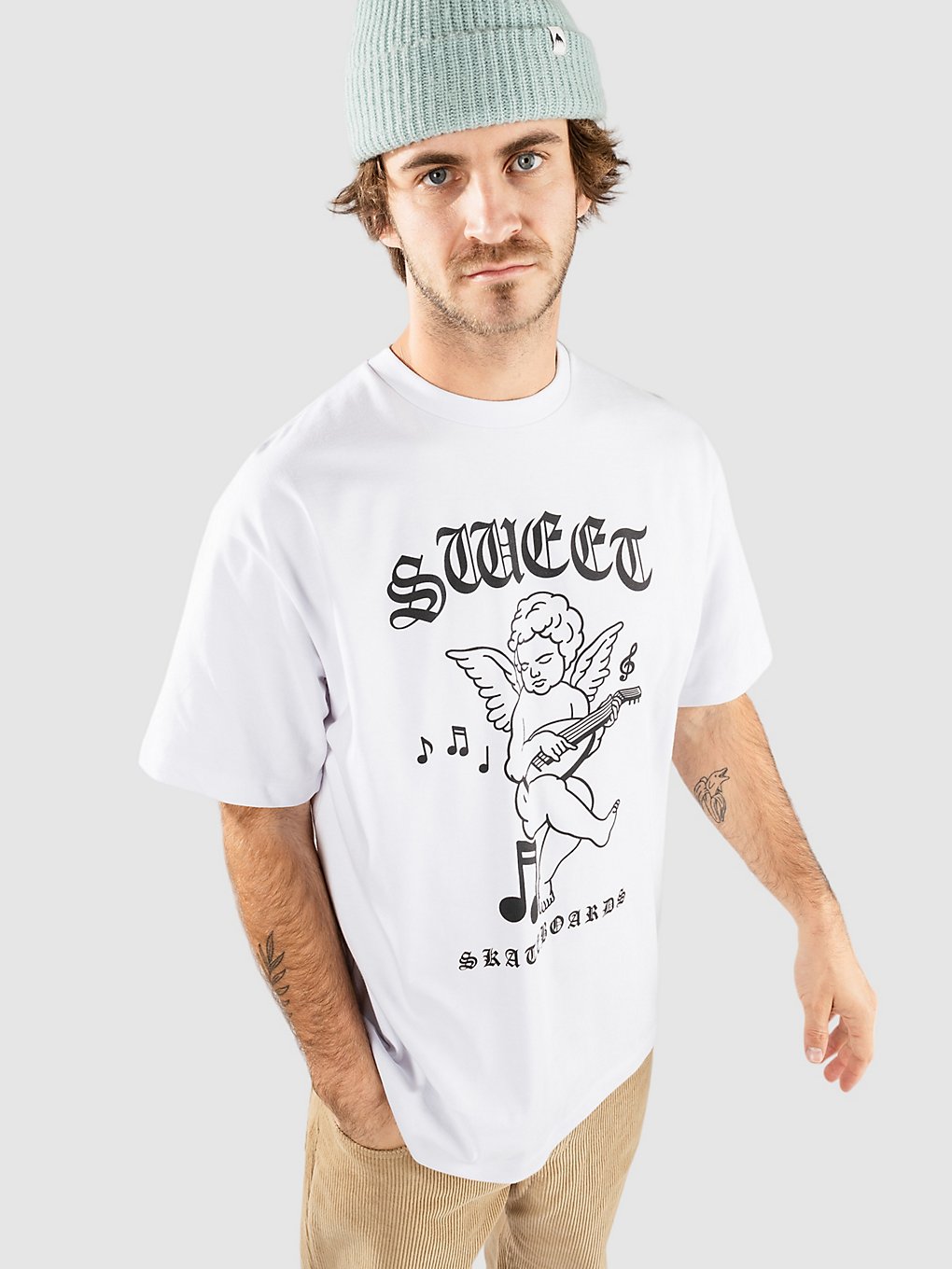 SWEET SKTBS Loose Cherub T-Shirt wit