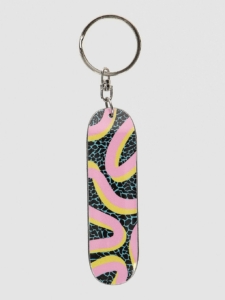 Blue Tomato Skate Keychain Roze Pattern