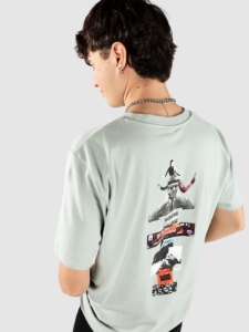 Poetic Collective Wrong T-Shirt Groen
