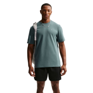 Nike Primary Short Sleeve Tee Groen