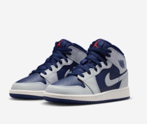 Nike Air Jordan 1 Mid Schoenen voor Junior� Grijs