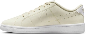 Nike Court Royale 2 NN Sneakers Creme