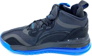 Nike Aerospace 720 Sneakers Unisex Zwart