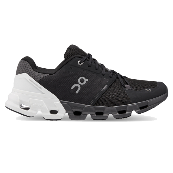 On Cloudflyer 4 Hardloopschoenen Heren Zwart