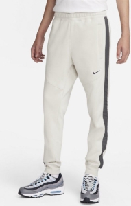 Nike Sportswear Club Fleece Jogger Pant Light Bone Beige