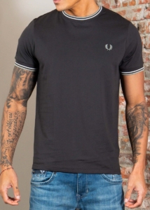 Fred Perry Twin tipped t-shirt anchor ecru seagrass Grijs