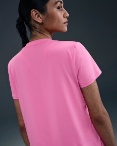 Nike One Classic Sportshirt Dames M Roze