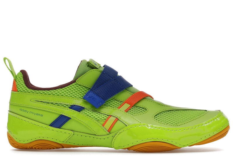 ASICS Hyper Taping Issey Miyake Blauw