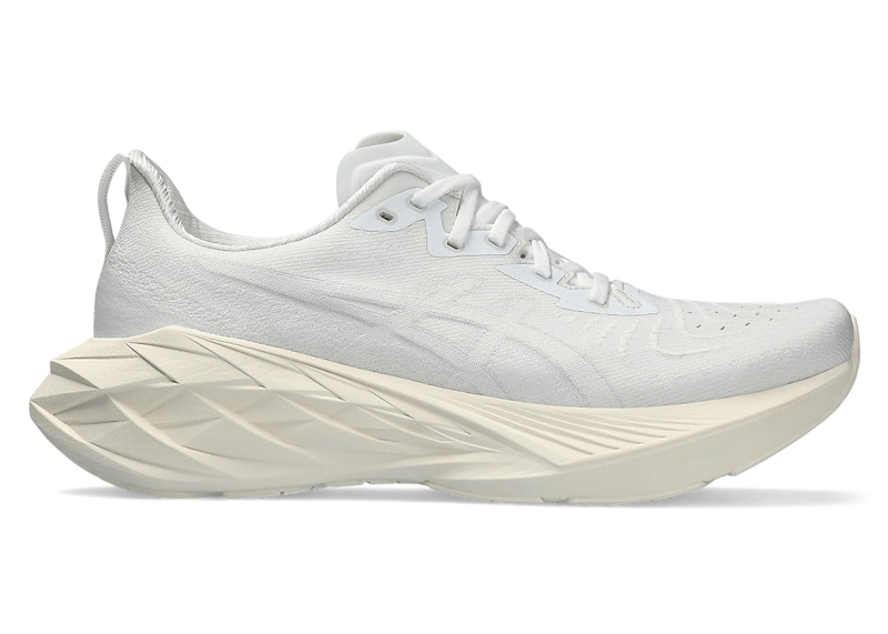 ASICS Novablast 4 Wit