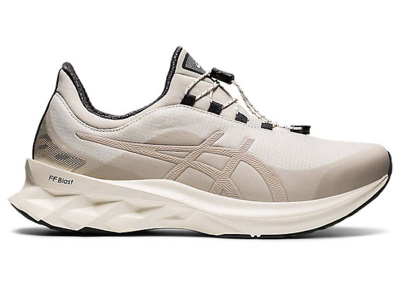 ASICS Novablast Smoke Grijs
