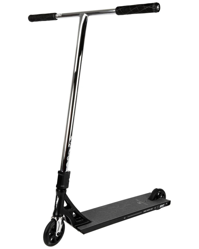 Addict – Revenger Chrome – Stuntstep Complete Zwart