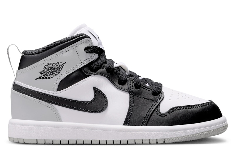 Jordan 1 Mid Barons Zwart