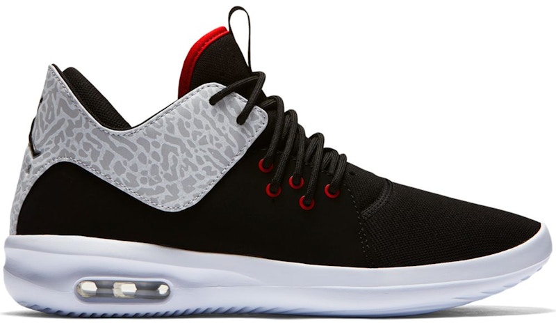 Jordan First Class Cement Zilver