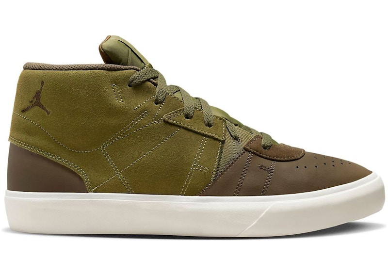 Jordan Series Mid Pilgrim Wit