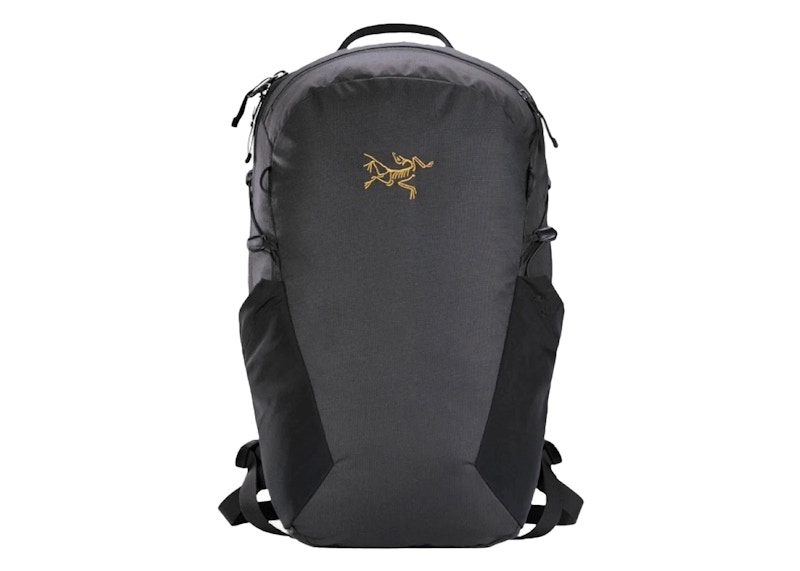 Arc’teryx Mantis 16 Backpack Zwart