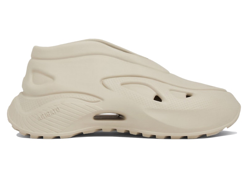 Axel Arigato Pyro Runner Beige