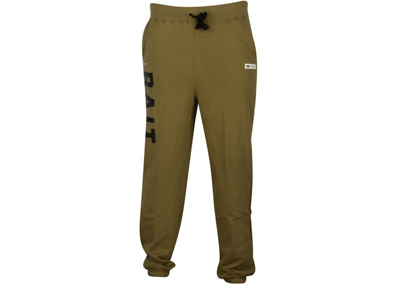 BAIT Premium Basics Logo Sweatpants Olijf