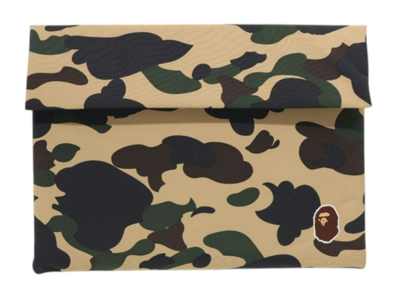 BAPE 1st Camo 13 Inch PC Case Geel