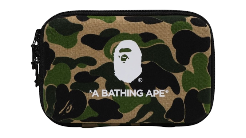 BAPE ABC Camo Mobile Storage Pouch Groen