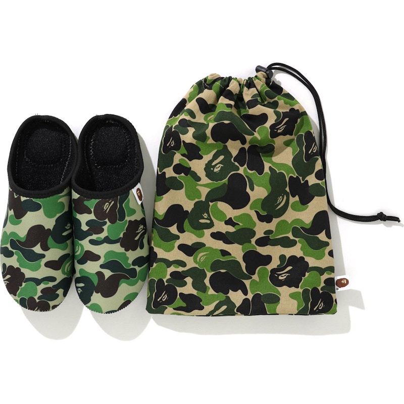 BAPE ABC Slippers & Pouch Set Groen