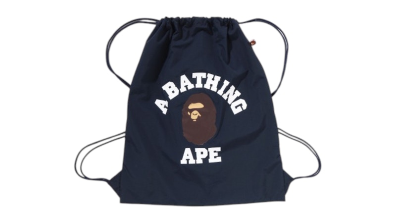 BAPE College Knapsack Marineblauw