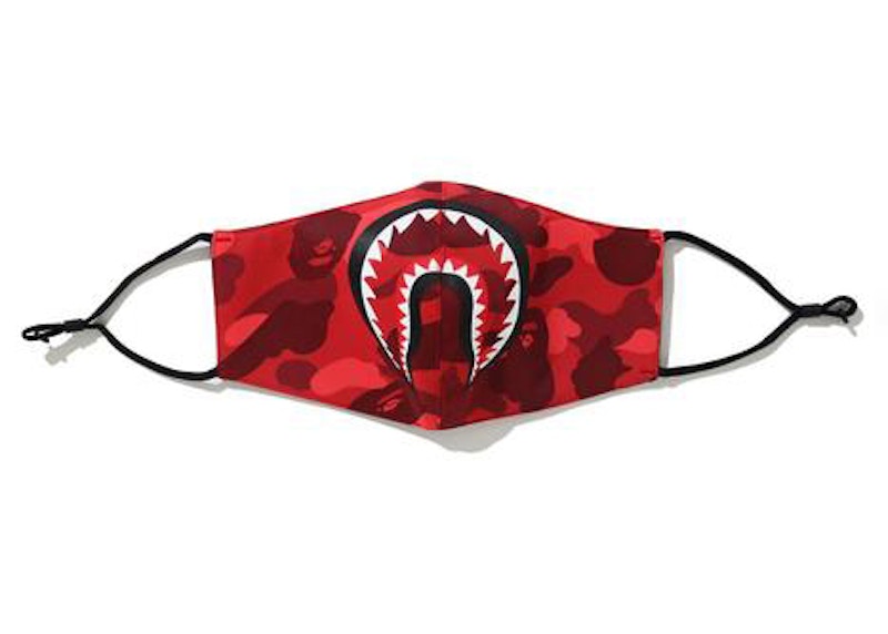 BAPE Color Camo Shark Mask Rood