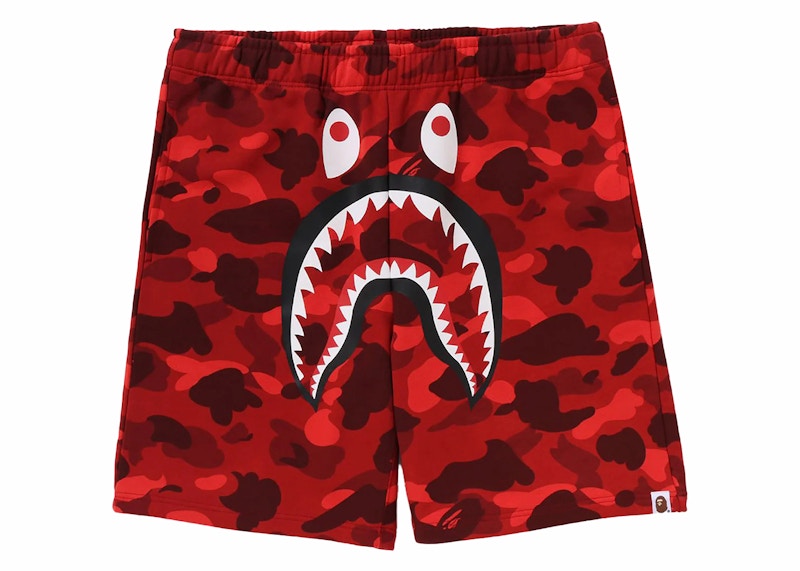 BAPE Color Camo Shark Sweat Shorts Rood