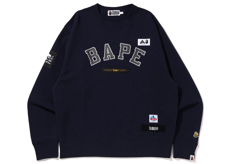 BAPE Multi Label Relaxed Fit Crewneck Blauw