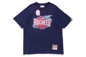 BAPE x Mitchell & Ness Rockets Tee Blauw