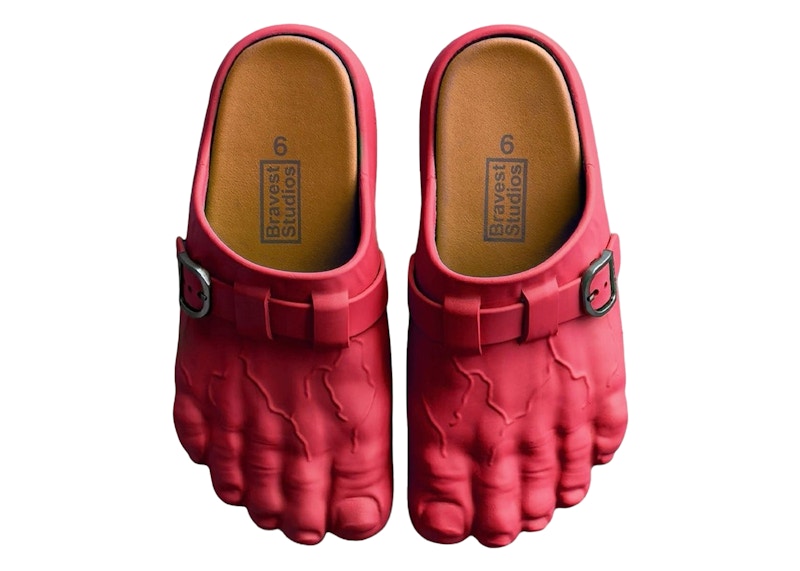 Bravest Studios Foot Clog Rood