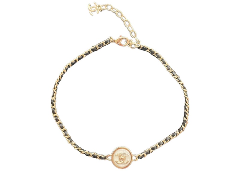 Chanel Round CC Logo Chocker Goud