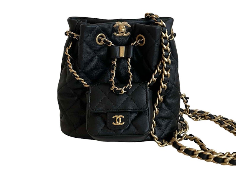 Chanel Small Drawstring 23A Bucket Zwart