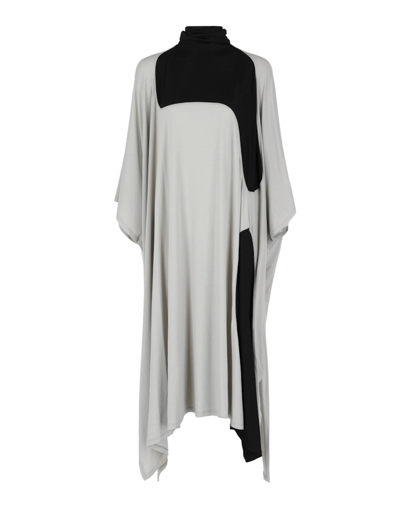 Ferragamo High Neck Kaftan With Sash Inlay Light Grijs