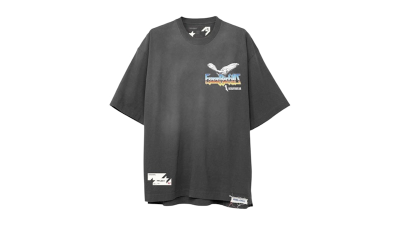 Free Refills Showcase Tee Zwart