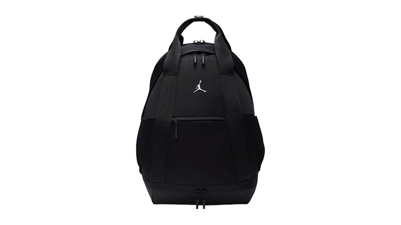 Jordan Alpha 28L Backpack Zwart