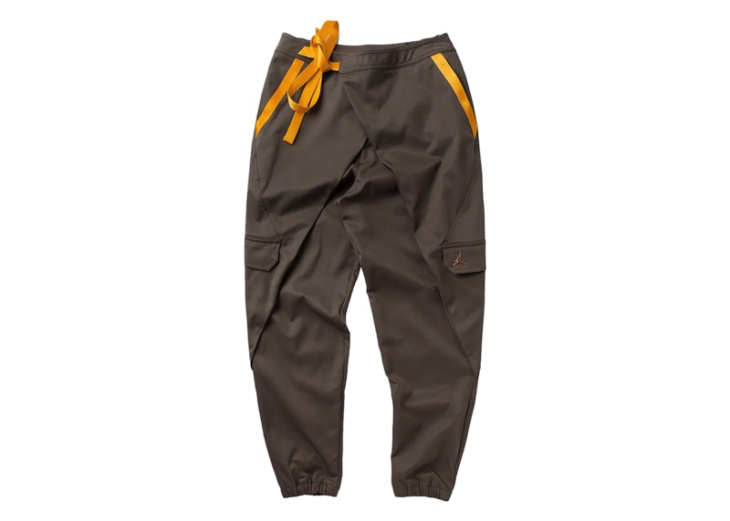 Jordan Women’s Utility Future Sweatpants Goud