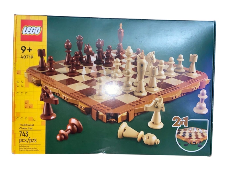 LEGO Traditional Chess Set Set 40719