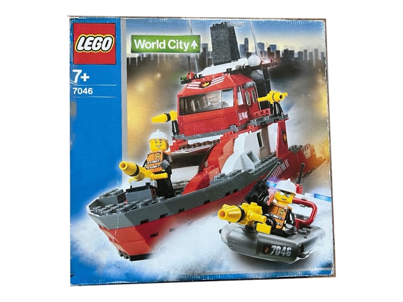 LEGO World City Fire Command Craft Set 7046