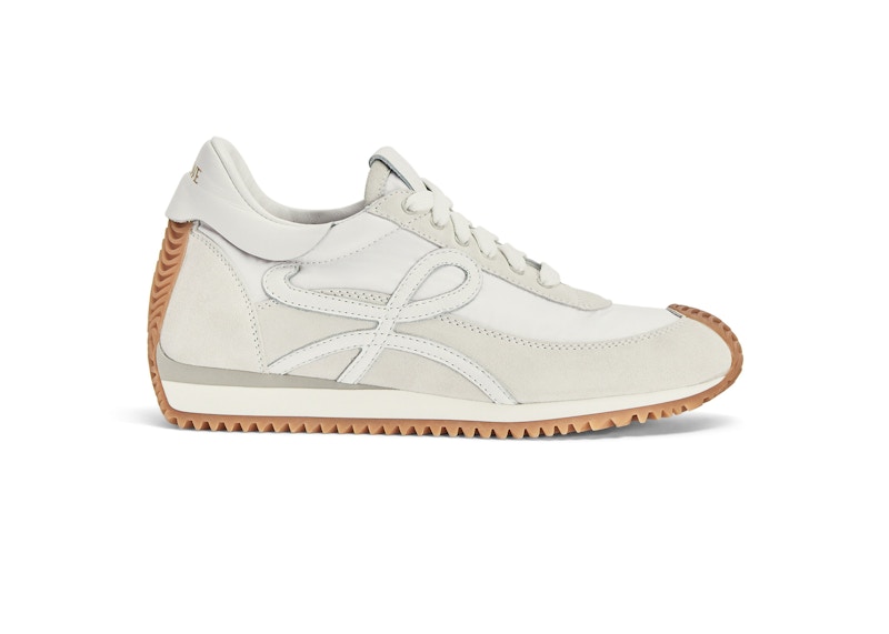 Loewe Flow Runner Suede Wit