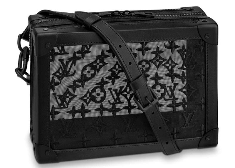 Louis Vuitton Soft Trunk Monogram Mesh Zwart